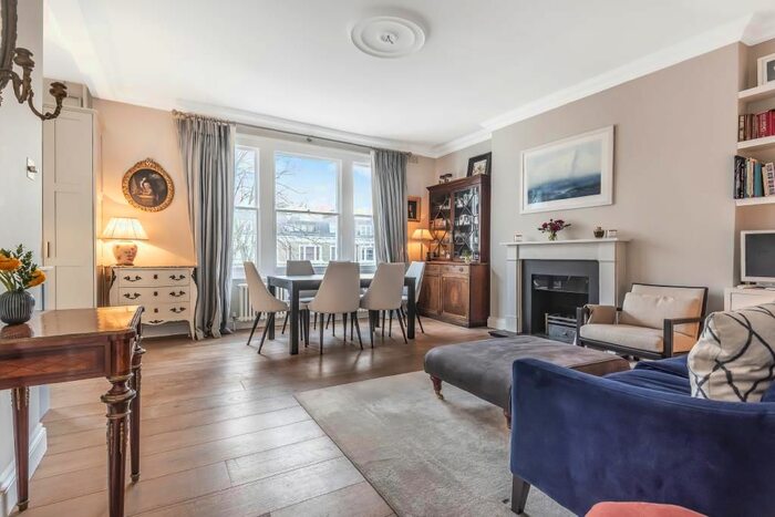 2 Bedroom Flat To Rent In Elsham Road, Holland Park, W14