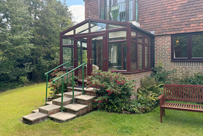 1 Bedroom Apartment For Sale In Pyrford Gardens, Belmore Lane, Lymington, Hampshire, SO41