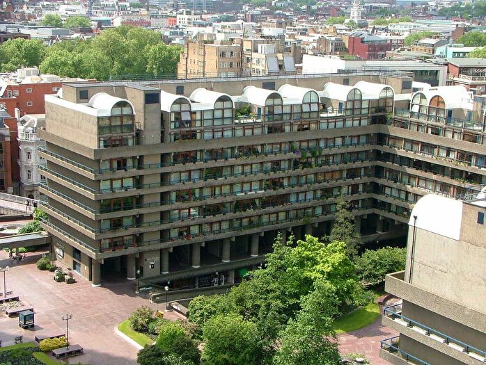 Flat To Rent In John Trundle Court, Barbican, London, EC2Y