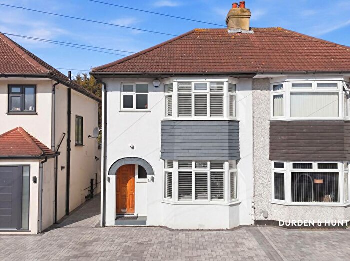 3 Bedroom Semi-Detached House For Sale In Lambourne Gardens, Hornchurch, RM12