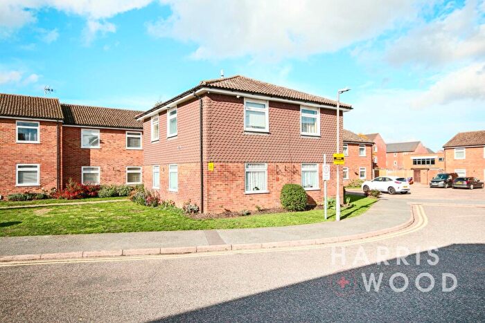 2 Bedroom Flat For Sale In Shortridge Court, Witham, CM8