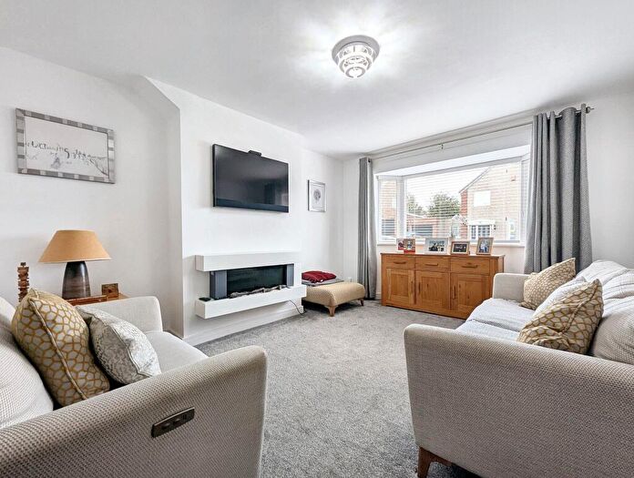 3 Bedroom Semi-Detached House For Sale In High Meadow, South Shields, NE34