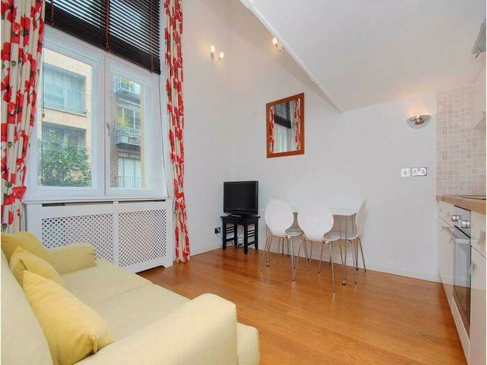 1 Bedroom Apartment To Rent In Britton Street, Clerkenwell, London, EC1M