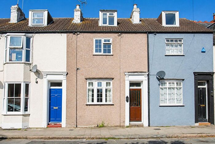 3 Bedroom Terraced House For Sale In Underdown Road, Herne Bay, Kent, CT6