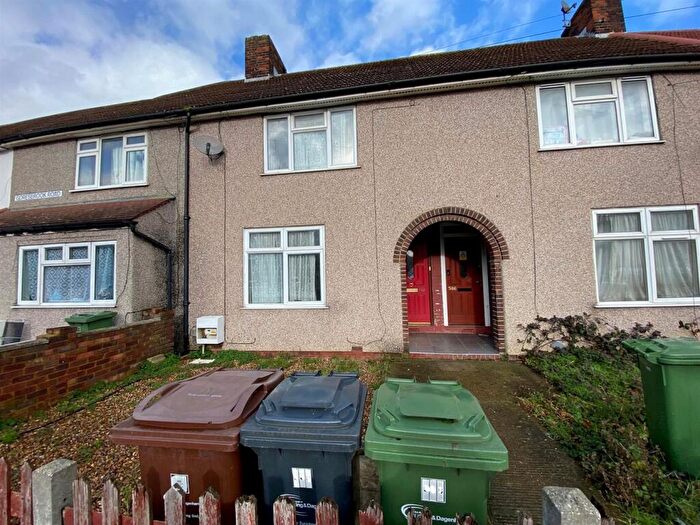2 Bedroom Terraced House For Sale In Goresbrook Road, Dagenham, RM9