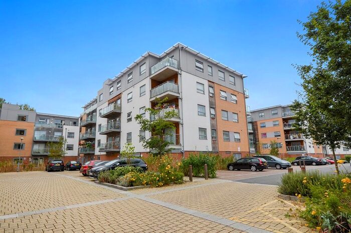 2 Bedroom Flat To Rent In Talbot Close, Mitcham, CR4