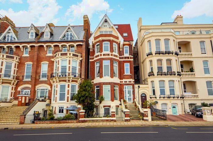 2 Bedroom Flat To Rent In St. Helens Parade, Southsea, PO4