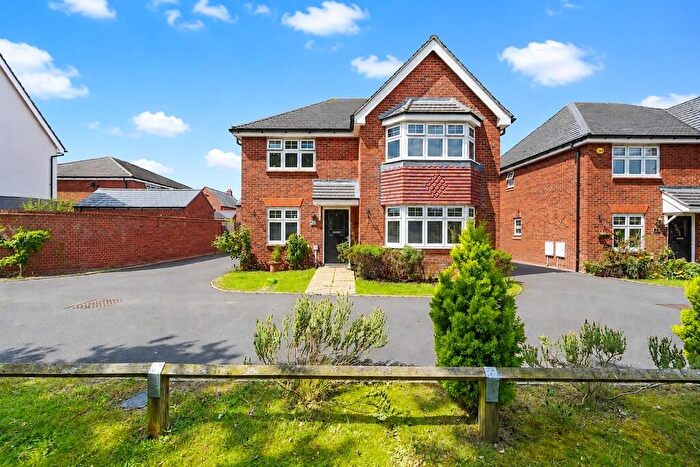 5 Bedroom Detached House For Sale In Windmill Drive, Hillmorton, Rugby, CV22