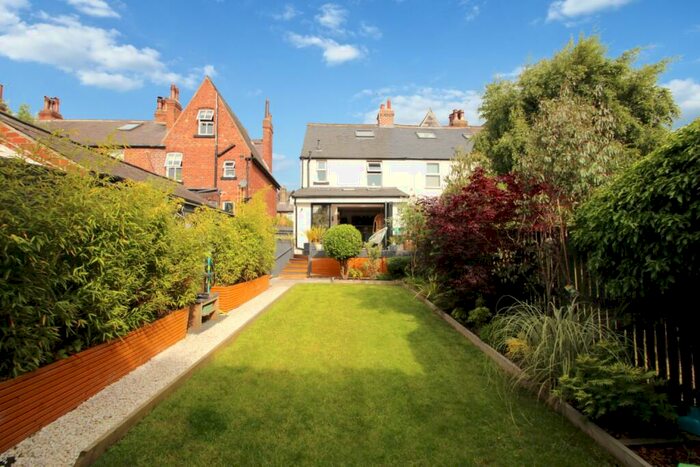 4 Bedroom End Of Terrace House To Rent In Wedderburn Road, Harrogate, HG2