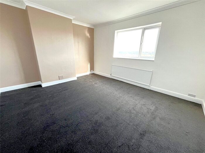 4 Bedroom Terraced House To Rent In Park Drive, Ilkeston, Derbyshire, DE7