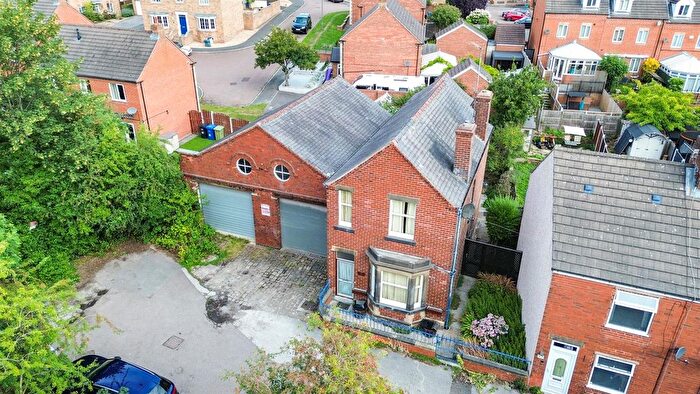 3 Bedroom Detached House For Sale In Grove Road, Chesterfield, S41