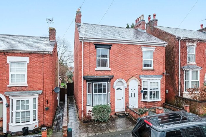 3 Bedroom Semi-Detached House For Sale In Chapel Street, Astwood Bank, Redditch, B96