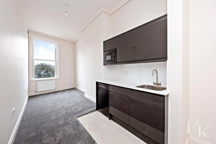 Studio To Rent In Church Road, Hove, BN3