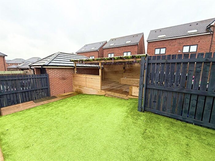 4 Bedroom Detached House For Sale In Autumn Fields, Waverley, Rotherham, S60