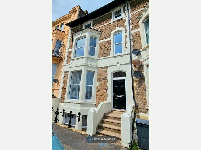 2 Bedroom Flat To Rent In Upper Church Road, Weston-Super-Mare, BS23