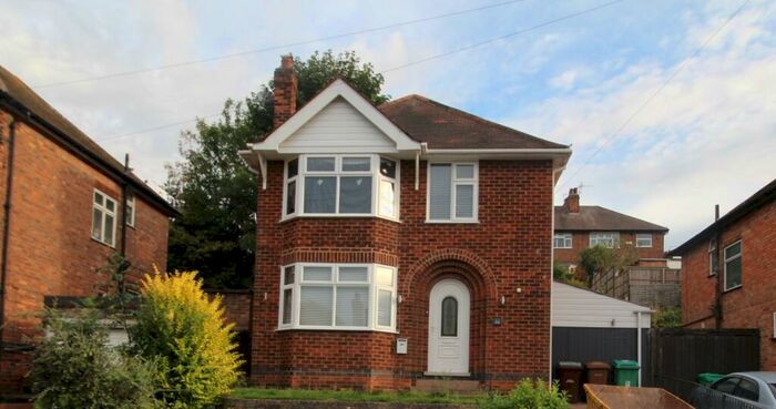 3 Bedroom Detached House To Rent In Newfield Road, Nottingham, Nottinghamshire, NG5