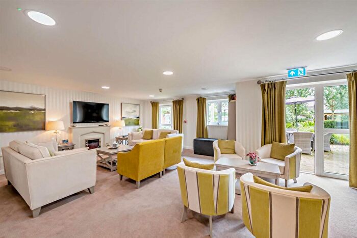 2 Bedroom Apartment For Sale In Squire Court, Raleigh Mead, South Molton Devon, EX36