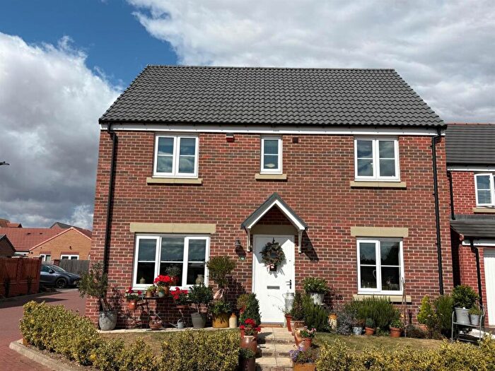 4 Bedroom Detached House For Sale In Otter Garth, Northallerton, DL6