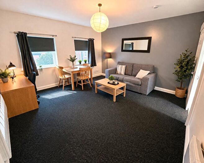 2 Bedroom Flat To Rent In Taylor's Court, City Centre, Newcastle Upon Tyne, NE1