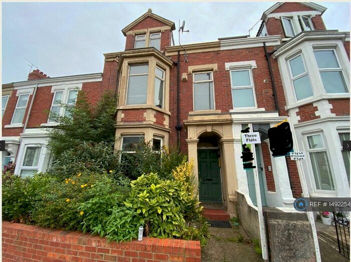 2 Bedroom Flat To Rent In Park Avenue, Whitley Bay, NE26