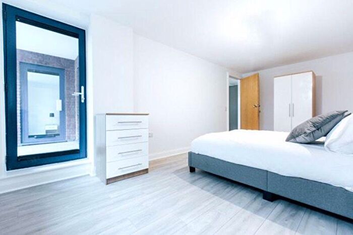 2 Bedroom Apartment To Rent In The Laureate, Charles Street, Bristol, BS1