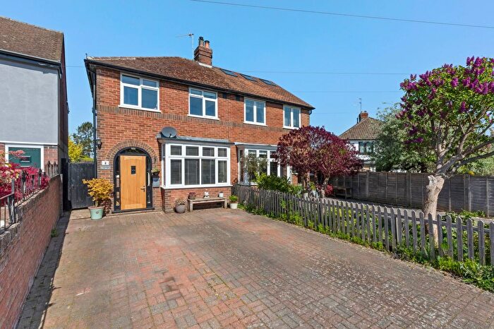 3 Bedroom Semi Detached House For Sale In Grenville Avenue, Wendover, HP22