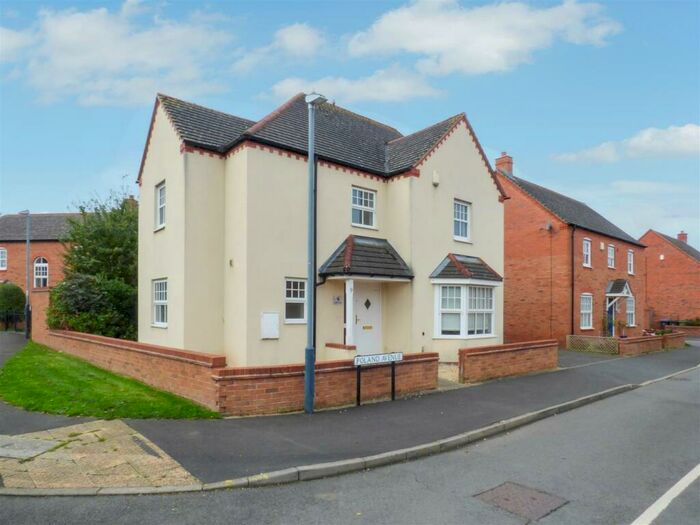 4 Bedroom Detached House To Rent In Park Lane, Lower Quinton, CV37