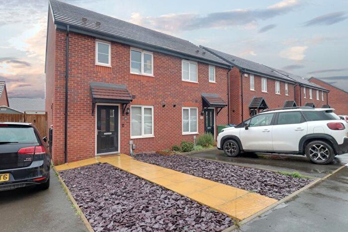 3 Bedroom Semi-Detached House To Rent In Bolsover Drive, Stafford, ST16