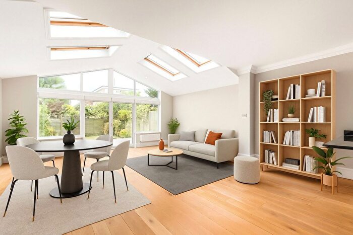 5 Bedroom Semi-Detached House To Rent In Burstock Road, Putney, London, SW15