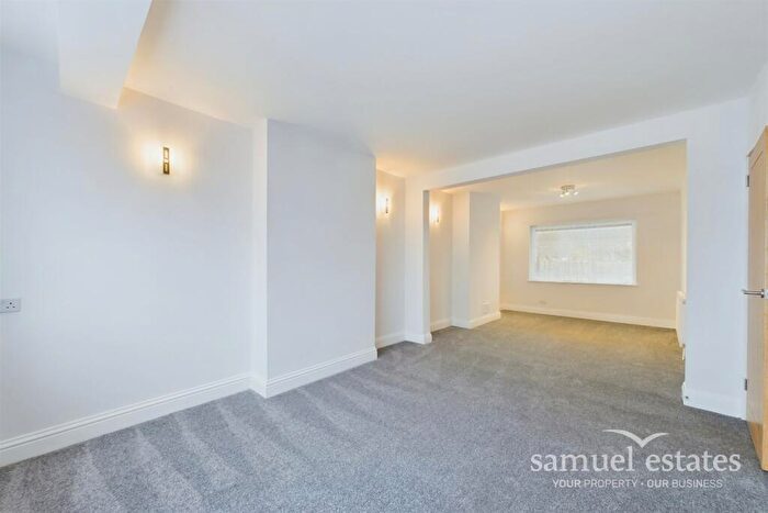 3 Bedroom Terraced House To Rent In Pitt Road, Thornton Heath, CR7