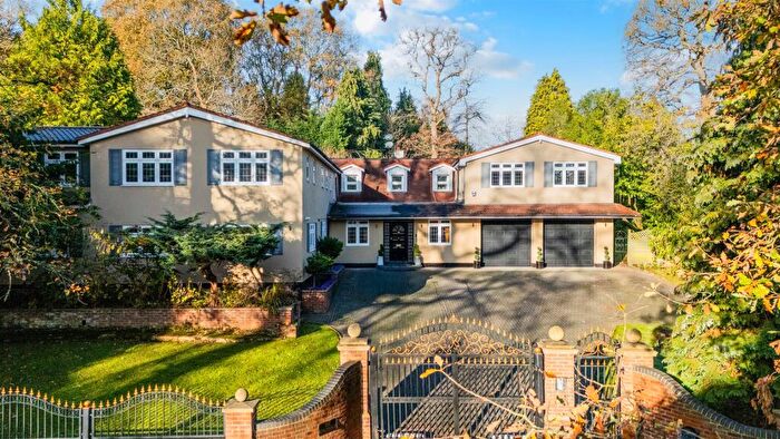 7 Bedroom House For Sale In Kingswood Warren, KT20