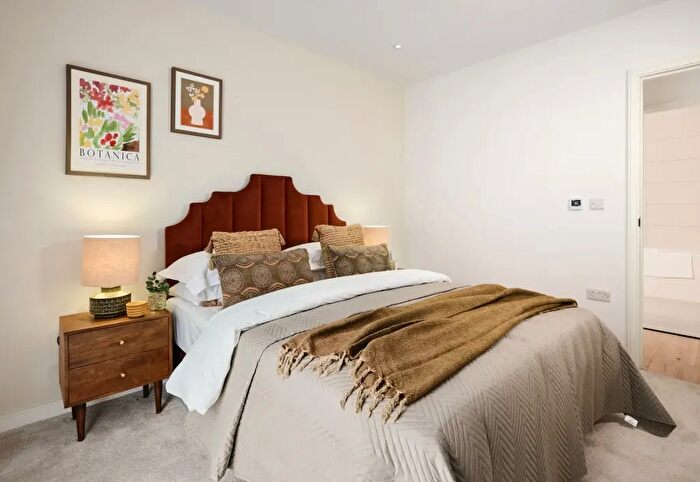 2 Bedroom Flat For Sale In Rosemary House, Randolph Road, Southall, UB1