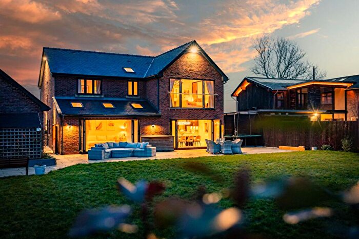 4 Bedroom Detached House For Sale In Station Road, Little Hoole, PR4