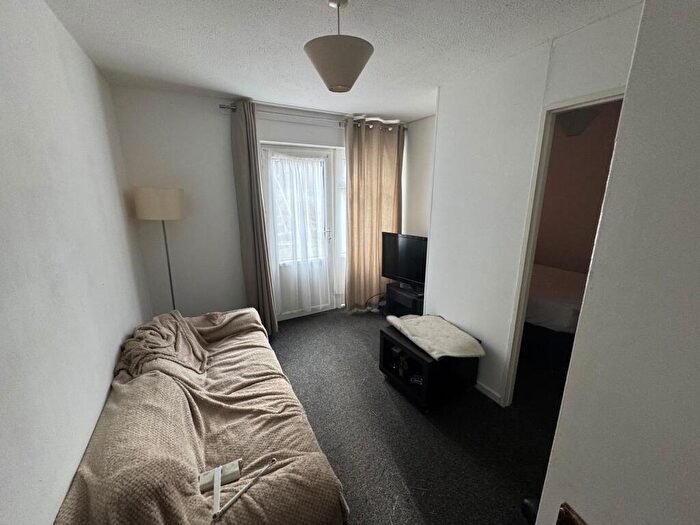 1 Bedroom House To Rent In Gannet Lane, Wellingborough, NN8