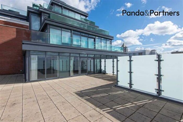 2 Bedroom Flat To Rent In Compass House, Chelsea Creek, Park Street, London, SW6