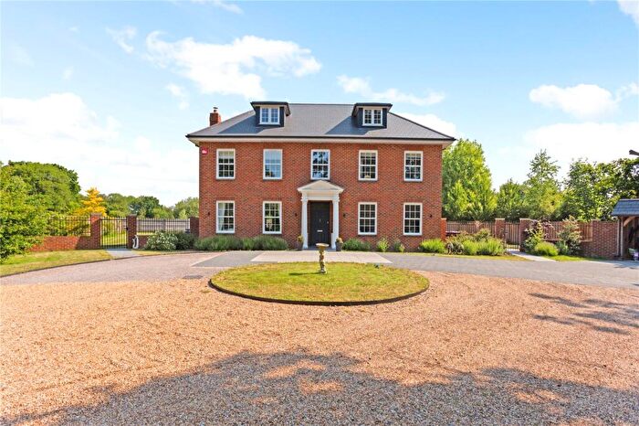 5 Bedroom Detached House For Sale In Main Road, Chichester, PO18