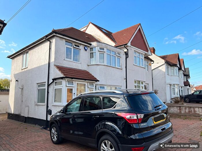 3 Bedroom Semi Detached House For Sale In Merlin Crescent, Edgware, HA8
