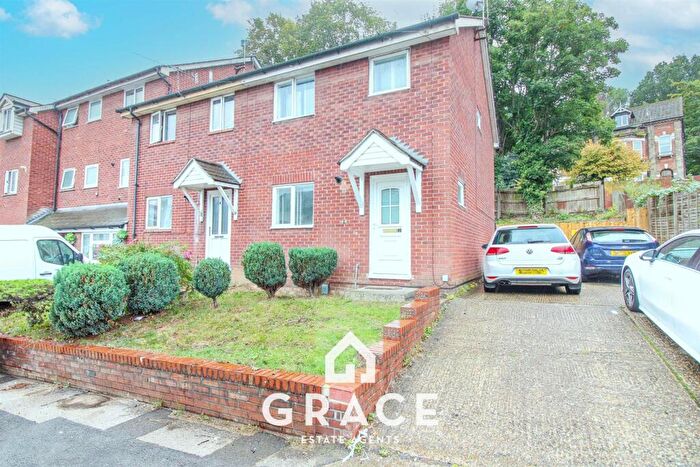 3 Bedroom End Of Terrace House For Sale In Burrell Road, Ipswich, IP2