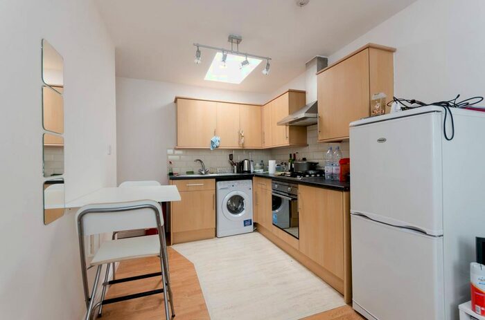 1 Bedroom Flat To Rent In Fonthill Road, Finsbury Park, London, N4