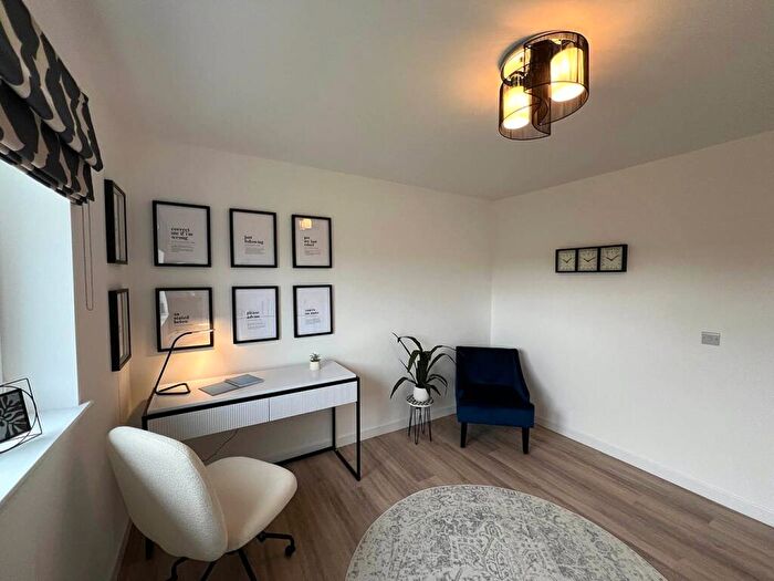 5 Bedroom Detached House For Sale In Castle Gate, Airth, FK2