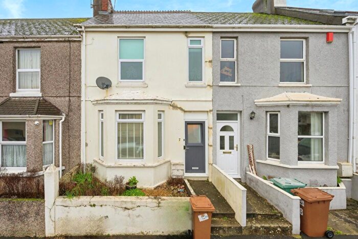 3 Bedroom Terraced House For Sale In Evelyn Street, Plymouth, PL5