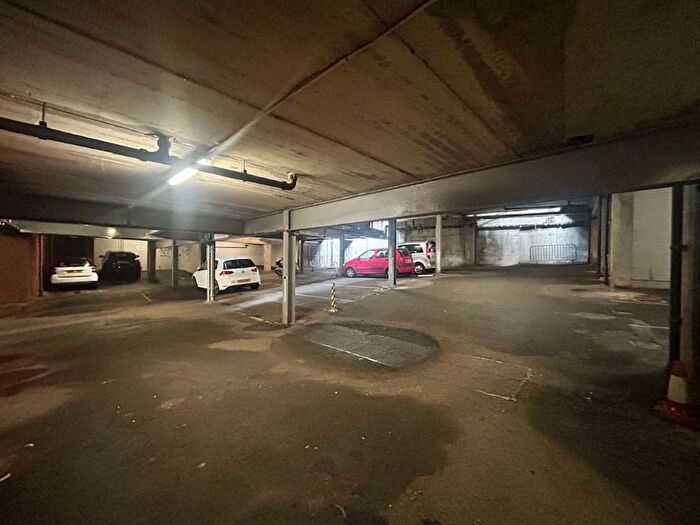 Garage / Parking To Rent In Kings Stable Lane, Grassmarket, Edinburgh, EH1