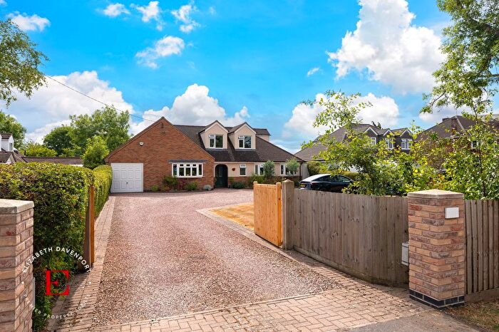 5 Bedroom Detached House For Sale In Cromwell Lane, Burton Green, CV4