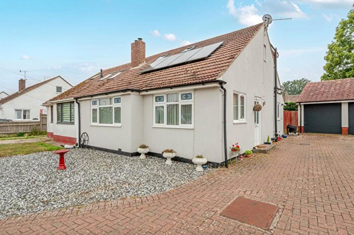 2 Bedroom Property For Sale In Bridorley Close, Pagham, Bognor Regis, PO21