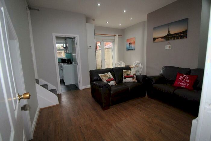 4 Bedroom Terraced House To Rent In Trafford Street, Preston, Lancashire, PR1