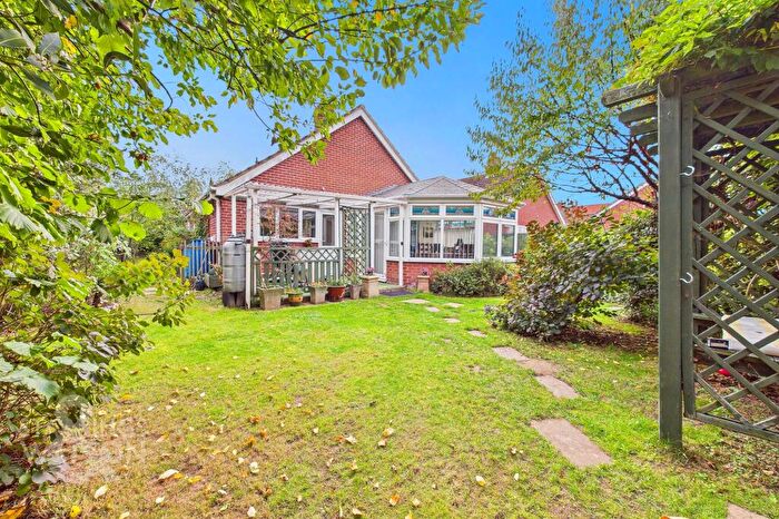 3 Bedroom Detached Bungalow For Sale In Pegg Close, Easton, Norwich, NR9