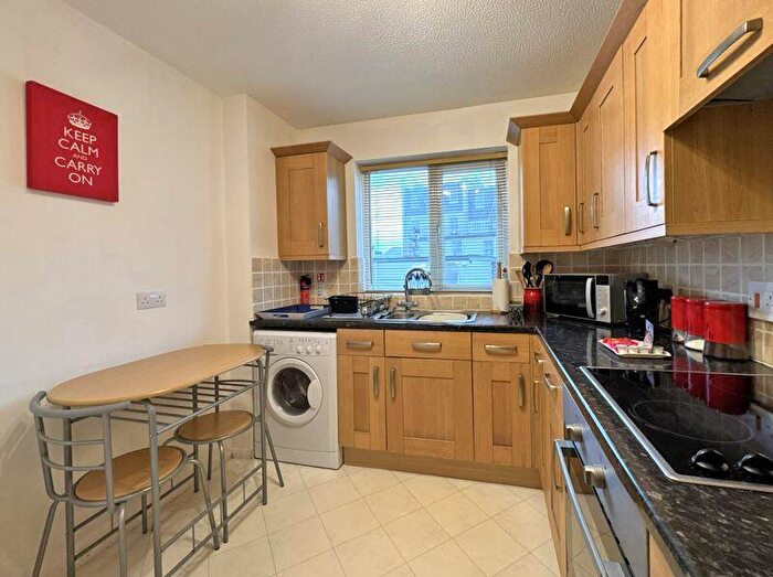 1 Bedroom Flat For Sale In Western Court, Sidmouth, EX10