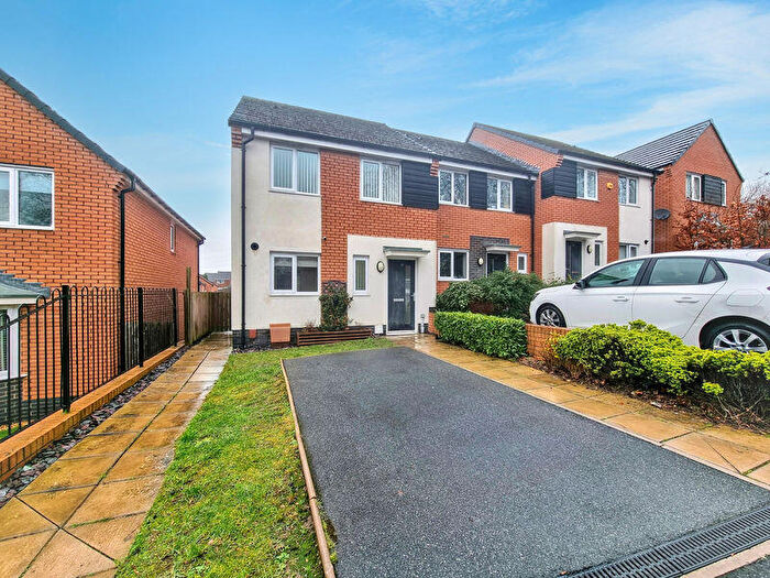3 Bedroom End Of Terrace House For Sale In Lamedon Mill Court, West Denton Park, NE15