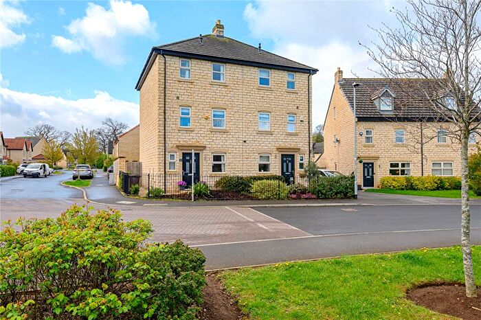 4 Bedroom Semi Detached House For Sale In Spa Crescent, Boston Spa, LS23