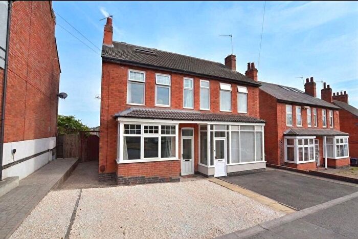 4 Bedroom Semi-Detached House For Sale In Seagrave Road, Sileby, LE12